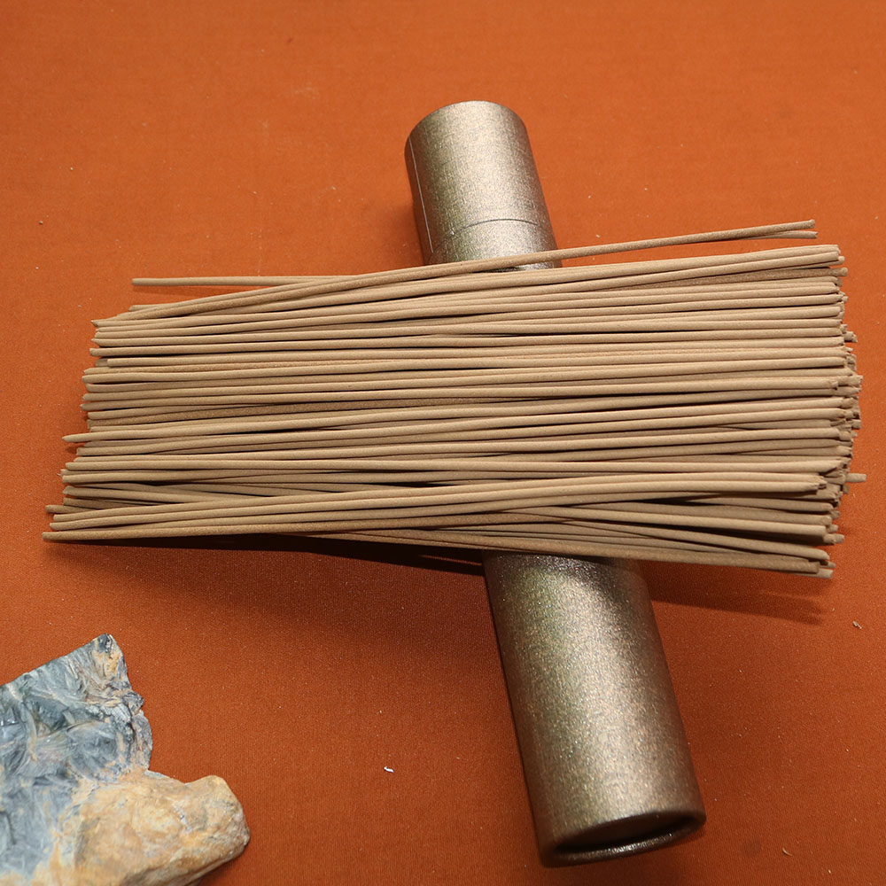 Premium QiNan Oudh Tütsü Çubuk - Home Fragrance Incense incelemesi ve fiyatı